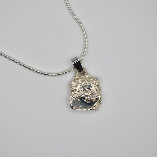 HANDMADE STERLING SILVER PENDANT NECKLACE